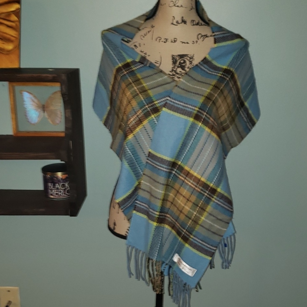 New Preston & York Plaid Turquoise Scarf